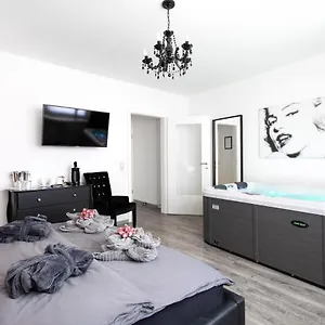 1st Floor Germany